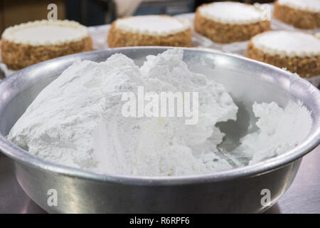 Unhygienische Herstellung von Cookies Stockfoto