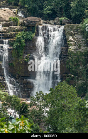 Untere Ramboda Falls, in der Nähe von Nuwara Eliya, Sri Lanka Stockfoto