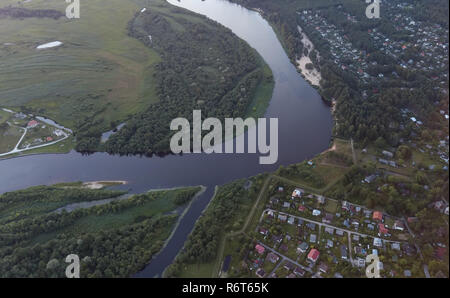 Gauja Lettland Ablassen in die Ostsee Antenne drone Ansicht von oben Stockfoto