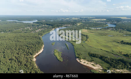 Gauja Lettland Ablassen in die Ostsee Antenne drone Ansicht von oben Stockfoto