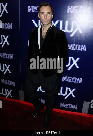 HOLLYWOOD, Los Angeles, CA, USA - 05. Dezember: Schauspieler Jude Law kommt an der Los Angeles Premiere von "Neon" Vox Lux' am ArcLight Hollywood statt am 5. Dezember 2018 in Hollywood, Los Angeles, Kalifornien, Vereinigte Staaten. (Foto von Xavier Collin/Image Press Agency) Stockfoto