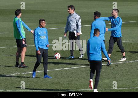 Boca Juniors Training Session in Las Rozas, Madrid. 12.06.2018. (Foto: Juan Carlos Rojas/Cordon drücken). Guillermo Barros Schelott Trainer SesiÃ³n de entranamiento Del Boca Juniors en Las instalaciones de la FederaciÃ³n Española de FÃºtbol de zlas Rozas, Madrid. 06/12/2016. (Foto: Juan Carlos Rojas/Cordon Cordon Drücken Drücken) Stockfoto