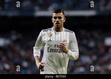 Madrid, Spanien. 6. Dezember 2018. von Real Madrid Dani Fernandez in Aktion während der Copa del Rey Match zwischen Real Madrid und UD Melilla im Santiago Bernabeu in Madrid gesehen. Credit: LEGAN S. Mace/SOPA Images/ZUMA Draht/Alamy leben Nachrichten Stockfoto