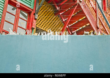 Schutz der Zaun im Stadtteil La Boca in Buenos Aires, Argentinien Stockfoto