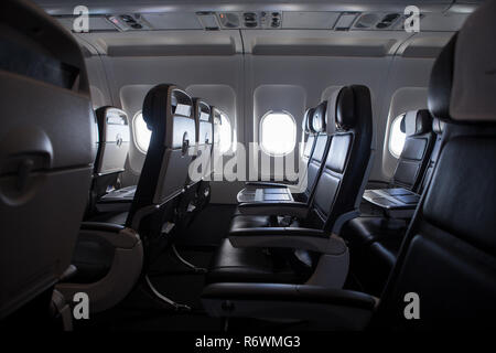 Die Business Class und Sitze auf einem British Airways Airbus A320 Stockfoto