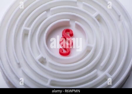 Labyrinth und roten Absatz Symbol Stockfoto