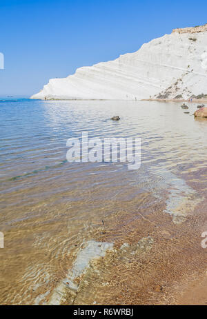 Die weiße Steilküste der Cala dei Turchi" in Sizilien, in der nähe von Agrigento. Italien Stockfoto