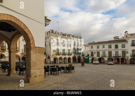 ZAFRA, Badajoz, Spanien - November 24, 2018: Die Menschen auf dem Platz große Zafra, Badajoz Provinz, Spanien Stockfoto