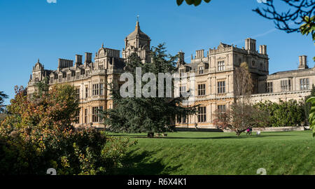 Westonbirt Mädchen Schule in der Nähe von Tetbury Gloucestershire, England, Vereinigtes Königreich Stockfoto