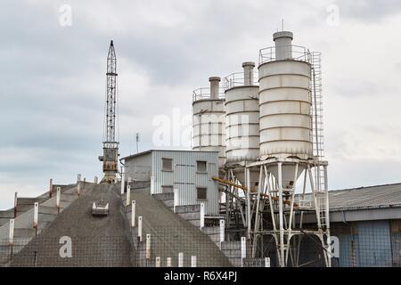 Industrielle silo Strukturen Stockfoto