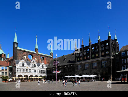 Rathaus und Marktplatz, Lübeck, Luebeck, Schleswig-Holstein, Deutschland, Europa Stockfoto