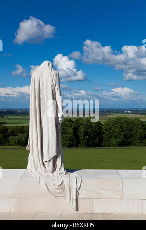 Statue in der kanadischen National Vimy Memorial, in der Nähe von Givenchy-En-Gohelle, Vimy, Pas-de-Calais, Nord-Pas-de-Calais, Frankreich Stockfoto