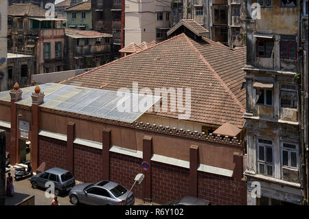 Banaji Limji Agiary auch bekannt als Dar-e Mehr - älteste erhaltene zoroastrischen Feuertempels. im Fort von Mumbai Maharashtra INDIEN Stockfoto