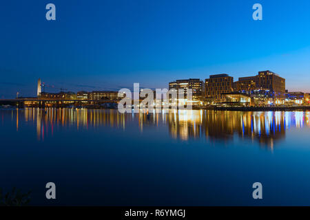 Die Wharf in Washington DC in der Nacht. Die Wharf ist entlang der Washington Kanal, südlich des National entfernt Stockfoto