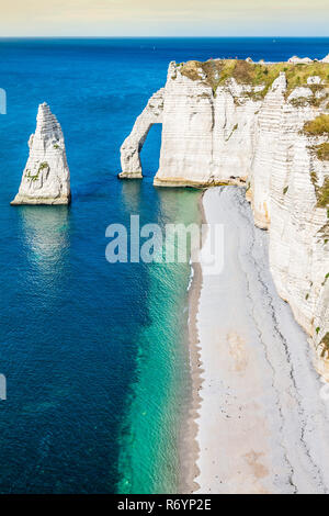 Die berühmten Klippen von Etretat in der Normandie, Frankreich Stockfoto