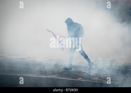 Lyon, Frankreich. 7. Dez 2018. Während der Demonstration gab es Auseinandersetzungen mit der Polizei Quelle: FRANCK CHAPOLARD/Alamy leben Nachrichten Stockfoto