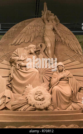 Foto LaPresse - Andrea Panegrossi 07/12/2018 Citt&#xe0;del Vaticanocronaca Accesi il Presepe di sabbia e l'albero Di Natale in Piazza San Pietro Foto LaPresse - Andrea Panegrossi decenber 12, 2018 Vatikan CitynewsLight bis der Sand Krippe und den Weihnachtsbaum auf dem Petersplatz Stockfoto