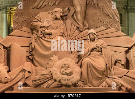 Foto LaPresse - Andrea Panegrossi 07/12/2018 Citt&#xe0;del Vaticanocronaca Accesi il Presepe di sabbia e l'albero Di Natale in Piazza San Pietro Foto LaPresse - Andrea Panegrossi decenber 12, 2018 Vatikan CitynewsLight bis der Sand Krippe und den Weihnachtsbaum auf dem Petersplatz Stockfoto