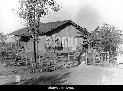 Mahatma Gandhi Hütte in Sevagram Ashram, Wardha, Maharashtra, Indien, 1938, Altes Vintage 1900er Bild Stockfoto