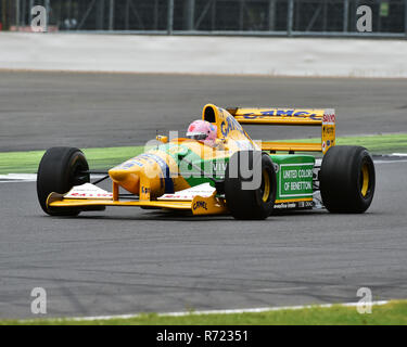 Lorina McLaughlin, Benetton-Ford B192, Legenden der modernen Formel 1, klassische Formel 1, Silverstone Classic 2016, 60er Jahre Autos, Chris McEvoy, Cjm-phot Stockfoto