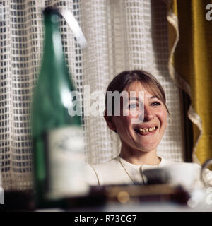 Fictitious character und Sängerin Helga Feddersen in Hamburg, Deutschland 1979. Stockfoto