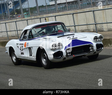 Charles Clegg, Chevrolet Corvette C1, RAC Tourist Trophy, historische Autos, Pre-63GT, Silverstone Classic 2016, 60er Jahre Autos, Chris McEvoy, Cjm - Fotografie Stockfoto