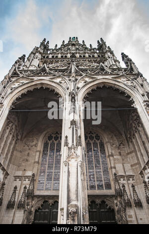 Detail des Eingangstor in St. John's Cathedral Den Bosch, Niederlande Stockfoto