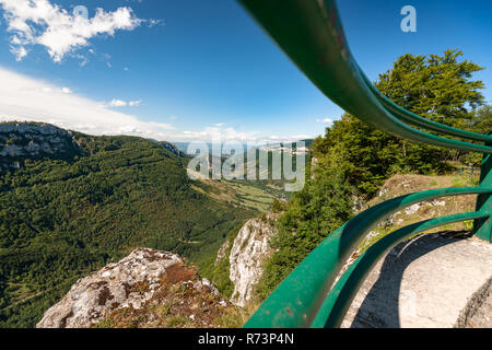 Die Vercors ist zwischen Grenoble und Sterben und bildet den Fuß der Alpen aus dem Rhône-Tal im Westen. Stockfoto