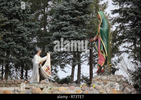 Unsere Liebe Frau von Guadalupe Schrein für mexikanische Immigranten und Einwanderung in Des Plaines, Illinois, Nuestra Señora de Guadalupe, der Jungfrau von Guadalupe Stockfoto