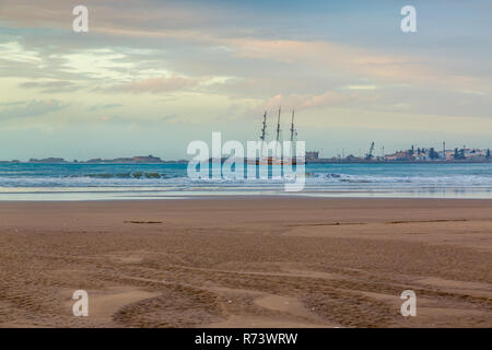 Schöne Atmosphäre am frühen Abend an Tagharte Beach in der Nähe von Essaouira, Marokko Stockfoto