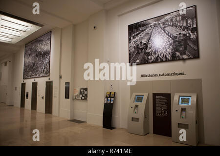 Das Museum präsentiert man vergeblich sucht", eine Fotoausstellung von Sebastião Salgado, bis 31/06/2019. 30 große Formate, die Menschenrechte zu feiern. Stockfoto