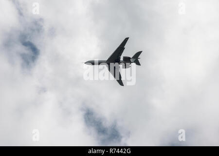 RAF Vickers VC-10 Long Range mit schmalem Jets ihren Landeanflug und Landung in Bruntingthorpe, gebrochen zu werden. Stockfoto