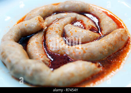 Traditionelle Antakya essen "umbar" auf dem Teller in Hatay (Antakya), Türkei. Stockfoto