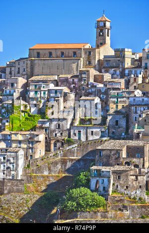 Das Dorf Badolato, Kalabrien, Italien Stockfoto