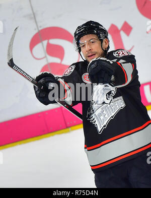 07. Dezember 2018, Bayern, Nürnberg: Eishockey: DEL, Nürnberg Ice Tigers - EHC Red Bull München, Hauptrunde, 25. Spieltag. Patrick Reimer aus Nürnberg Ice Tigers cheers sein Ziel zum 4:1 Endstand. Foto: Matthias Merz/dpa Stockfoto