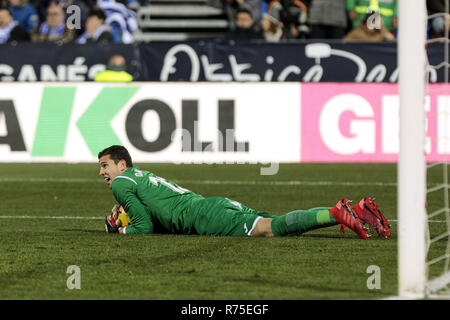 Leganes, Madrid, Spanien. 7 Dez, 2018. Von Getafe CF David Soria auf dem Boden während der Liga Match zwischen CD Leganes, Getafe CF bei Butarque Stadion in Leganes, Spanien gesehen. Credit: LEGAN S. Mace/SOPA Images/ZUMA Draht/Alamy leben Nachrichten Stockfoto