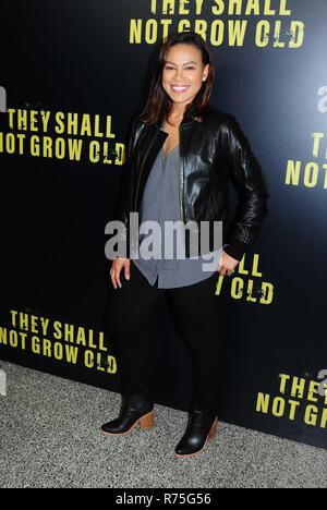 Los Angeles, USA. 07 Dez, 2018. Schauspielerin Toni Trucks besucht WingNuts Filme Special Screening von "Sie wachsen Nicht Alt" am 7. Dezember 2018 Linwood Dunn Theater in Los Angeles, Kalifornien. Credit: Barry King/Alamy leben Nachrichten Stockfoto