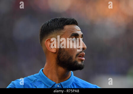 Foto Cafaro/LaPresse 8 Dicembre 2018 Napoli, Italia sport calcio Napoli vs Frosinone - Campionato di calcio Serie A TIM 2018/2019 - Stadio San Paolo. Nella Foto: Faouzi Ghoulam (SSC Neapel). Foto Cafaro/LaPresse Dezember 8, 2018 Neapel, Italien Sport Fussball Napoli vs Frosinone - Italienische Fußball-Liga einen TIM 2018/2019 - San Paolo Stadions. In der Pic: Faouzi Ghoulam (SSC Neapel). Stockfoto