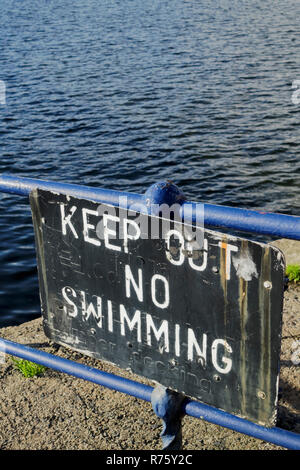 Halten Sie keinen Swimmingpool am Pier in Rothesay, Isle of Bute, Schottland. Stockfoto