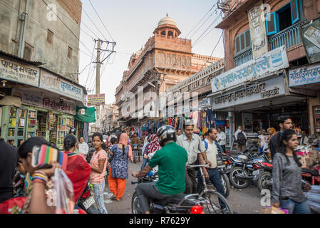 Stau auf den Straßen von Bikaner, Rajasthan, Indien Stockfoto