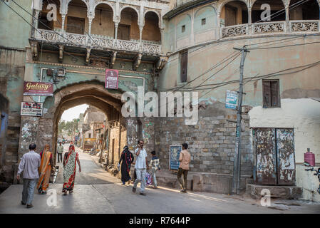 Tor in Mandawa, Rajasthan, Indien Stockfoto