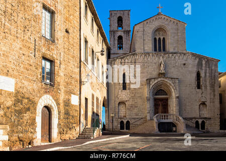 Kathedrale Notre-Dame du Puy, Grasse, Département Alpes-Maritimes, Provence-Alpes-Côte d'Azur, Frankreich Stockfoto