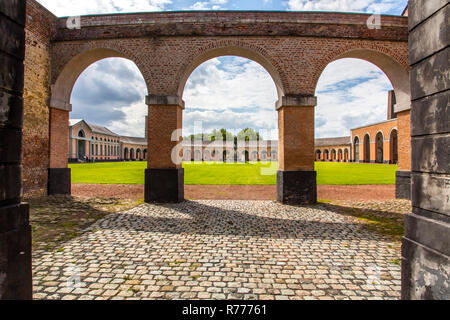 Le Grand Hornu, einem ehemaligen Bergwerk, jetzt Industrial Museum und das Museum für zeitgenössische Kunst und Design, UNESCO Weltkulturerbe Stockfoto