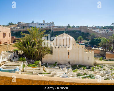 Friedhof mit Moschee in Medina Safi Marokko Stockfoto