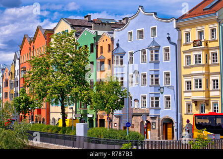 Farbenfrohe Architektur od Innsbruck riverfront anzeigen Stockfoto