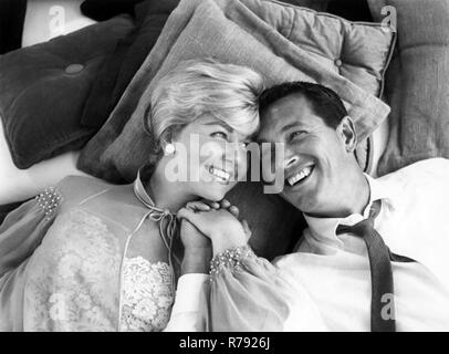 BETTGEFLÜSTER 1959 Universal-International Film mit Doris Day und Rock Hudson Stockfoto