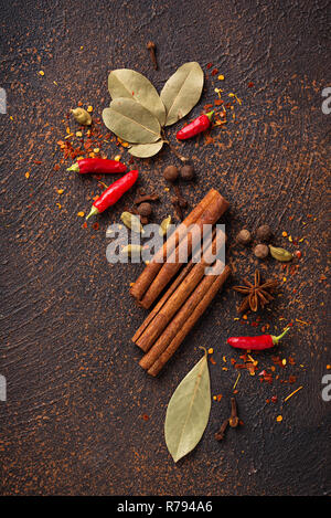 Gewürze masala für das Kochen indischer Gerichte Stockfoto