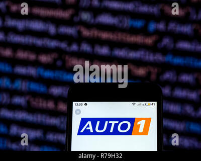 AUTO 1 der Gruppe Europas führender Auto Handelsplattform. Logo auf dem Smartphone angezeigt. Stockfoto