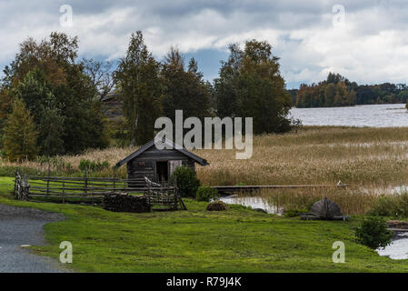 Panorama der Insel Kizhi vom Kirchturm in Pogost. Im Vordergrund Kirche der Fürsprache der Jungfrau Maria an. Insel Kizhi, Onega See, Kar Stockfoto