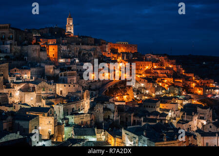 Eine Nacht von Sicht von Matera, Basilikata, Italien Stockfoto